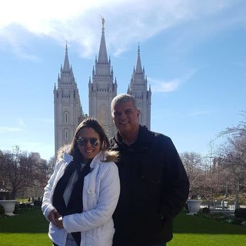 Praça do Templo de Salt Lake City. Visitando a sede de A Igreja de Jesus Cristo dos Santos dos Últimos Dias. /praca-do-templo-de-salt-lake-city-visitando-a-sede-de-a-igreja-de-jesus-cristo-dos-santos-dos-ultimos-dias