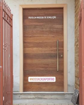 Porta de Demolição. /porta-de-demolicao