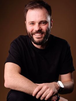 Como Melhorar o Posicionamento e Faturar Mais com Fotografia Profissional /como-melhorar-o-posicionamento-e-faturar-mais-com-fotografia-profissional