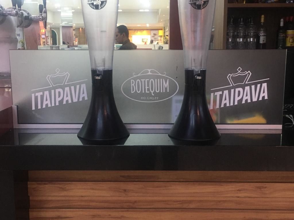 Como aplicar adesivos em vidro - 4