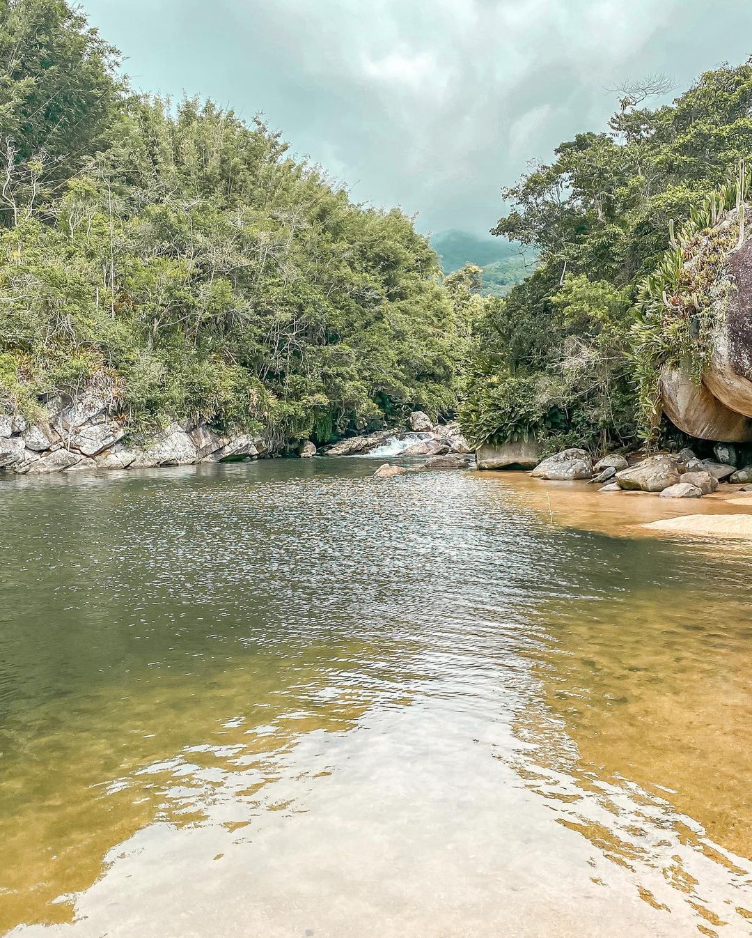 Praia do Poço, Ilhabela - 6