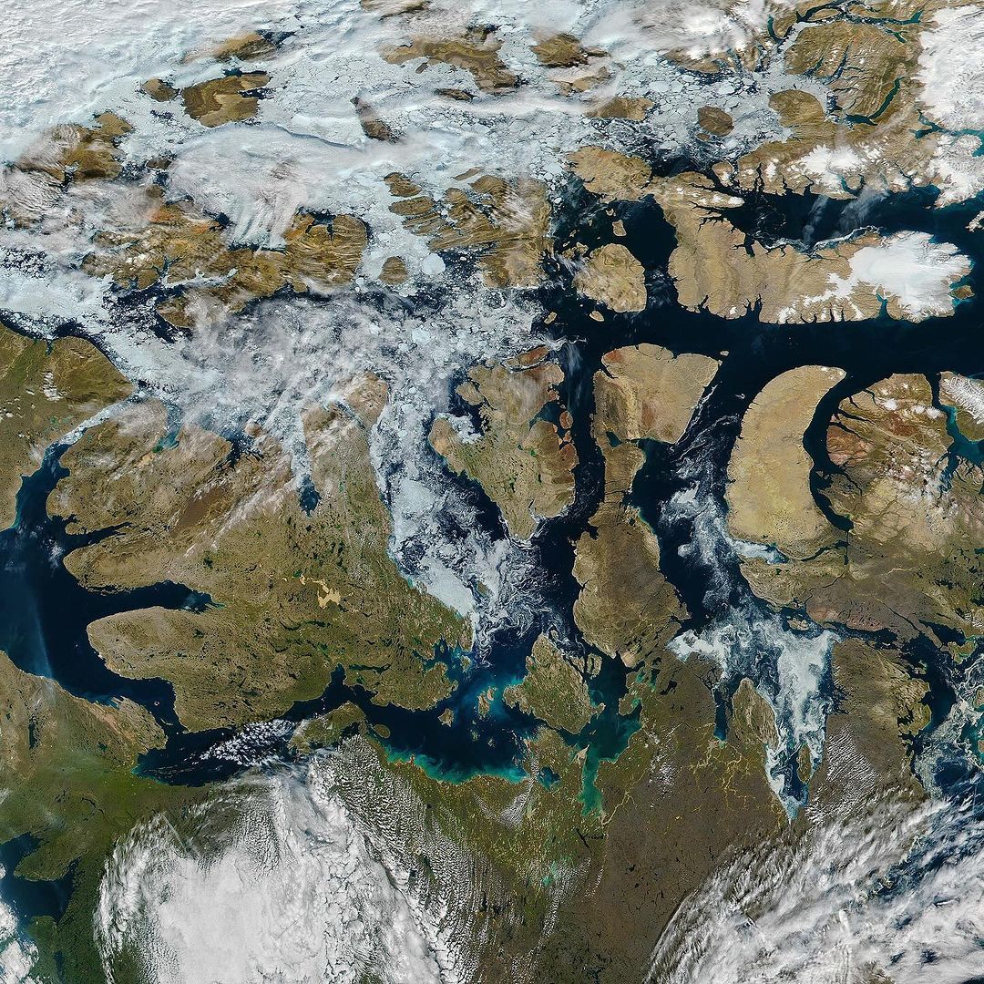 Bucket list expedition, straight across the NW-Passage, Arctic. - 2