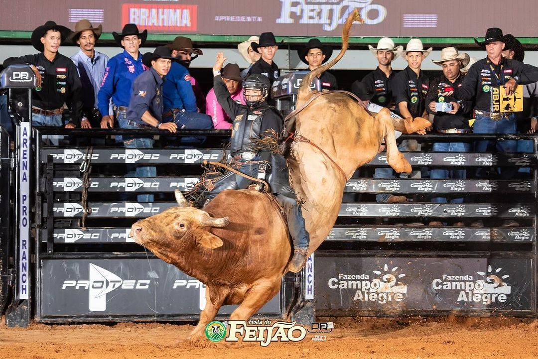 Rodeio em Touros da Festa do Feijão - 1