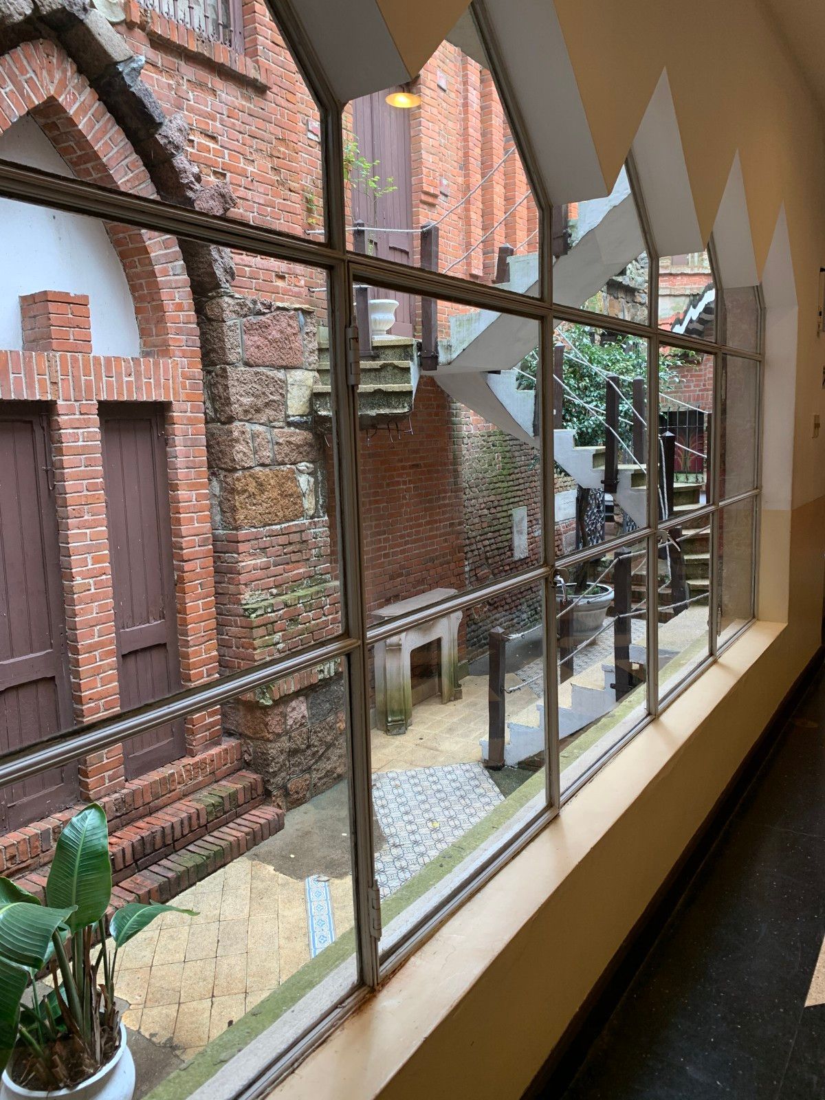 A casa de um alquimista: Castillo Pittamiglio em Montevidéu - 13