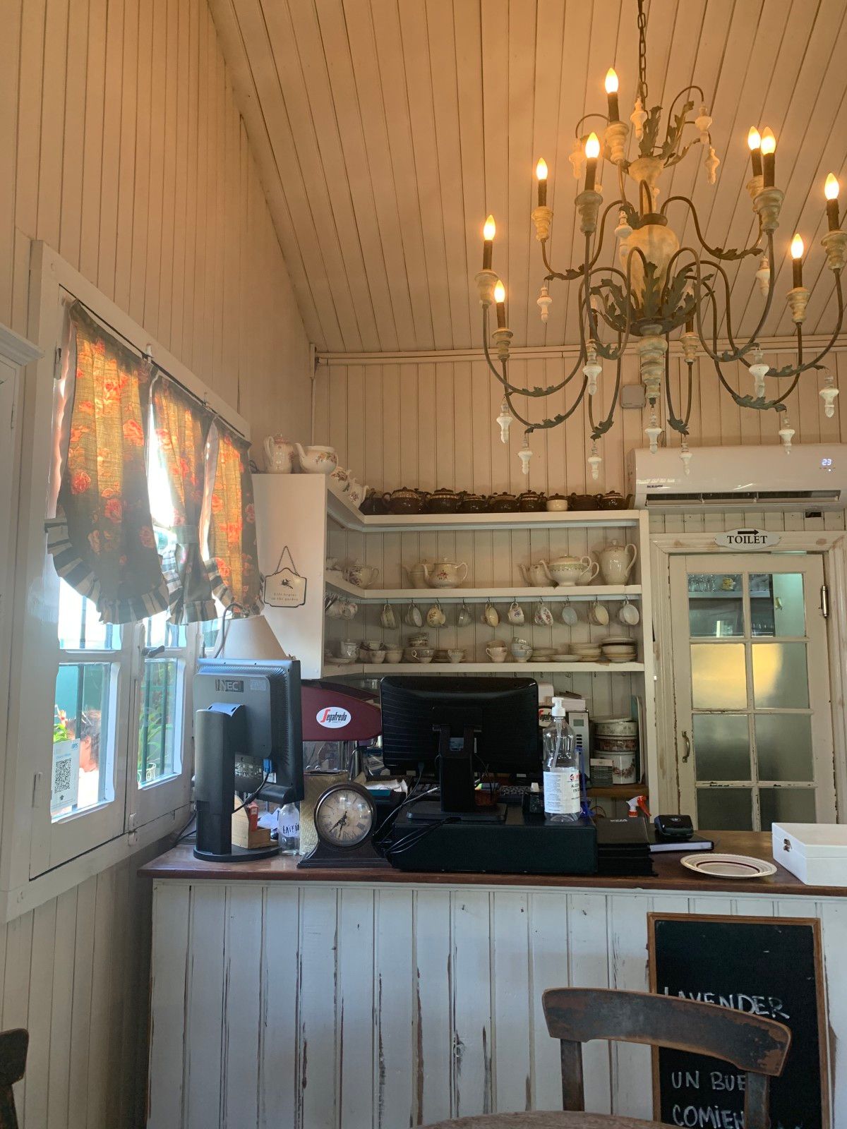 20 Cafés e Casas de Chá em Montevidéu que valem uma visita - 24