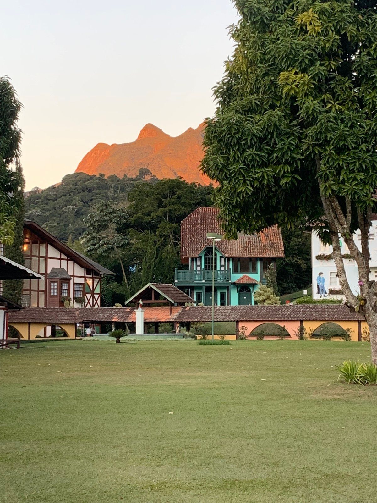 Como é se hospedar no Le Canton, em Teresópolis , no inverno - 16