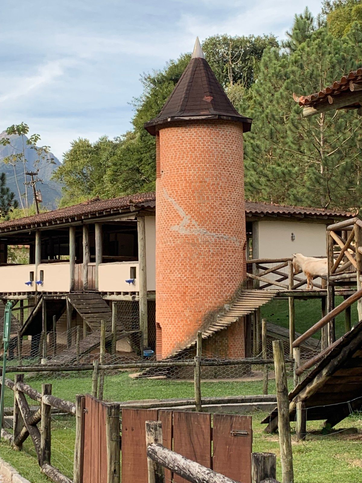 Como é se hospedar no Le Canton, em Teresópolis , no inverno - 52