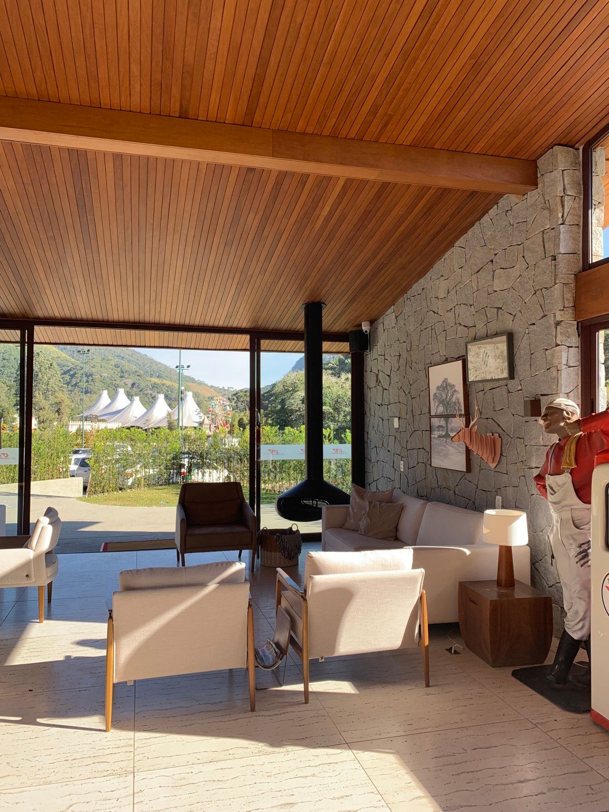 Como é se hospedar no Le Canton, em Teresópolis , no inverno - 14