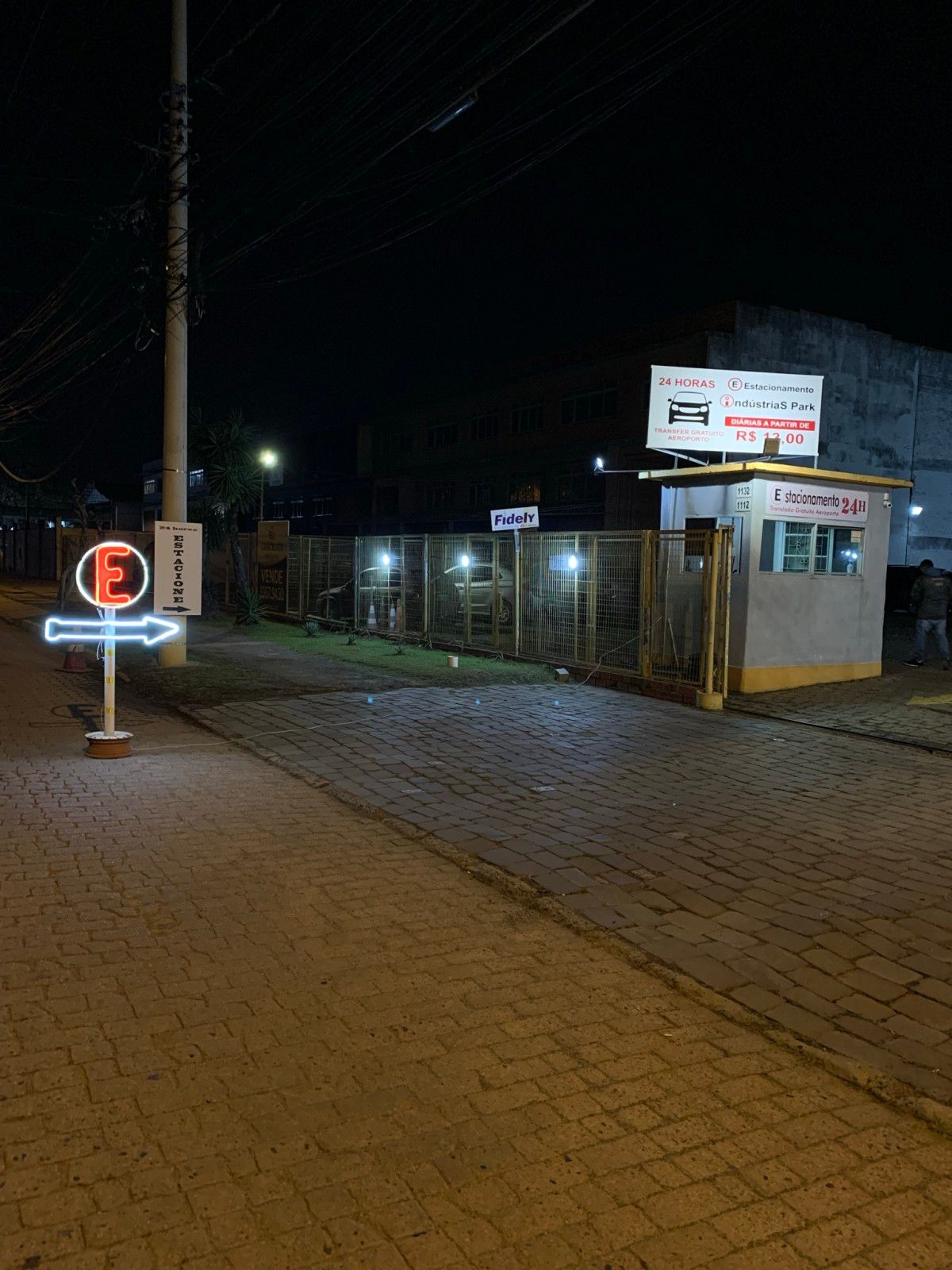 Estacionamento Industrias Park próximo ao Aeroporto de Porto Alegre - 8