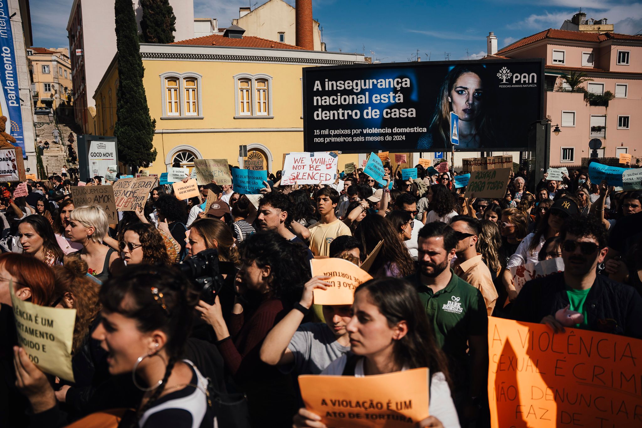 Manifestação "Violação Não Tem Perdão" - 2 - 1