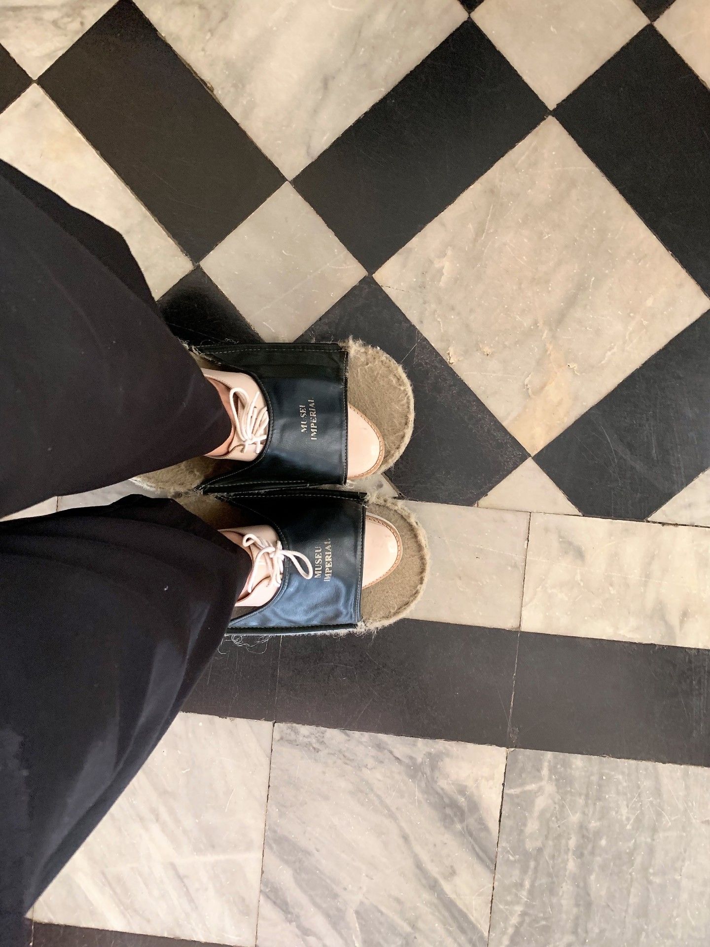 Visitando o Museu Imperial em Petrópolis no Rio de Janeiro - 11