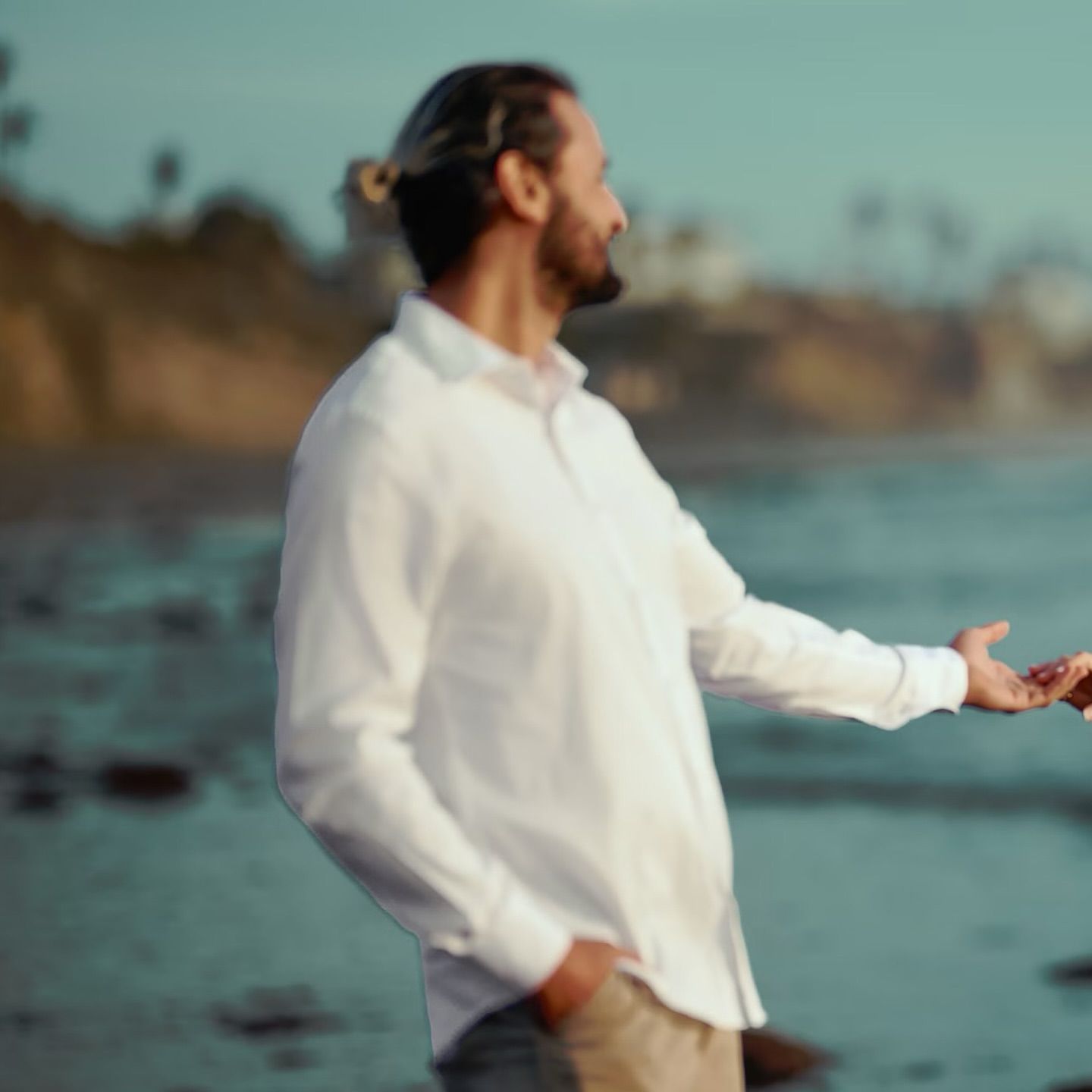 Tons de azul na doce espera por Adam - 6