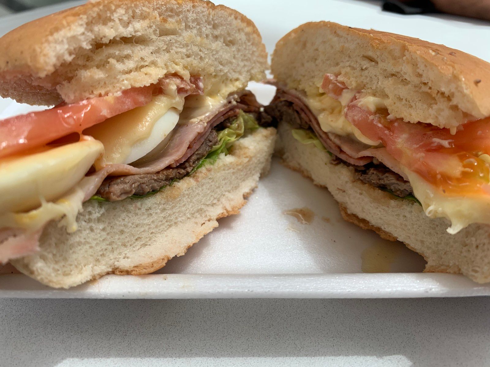 Provando as comidas típicas do Uruguay - 18