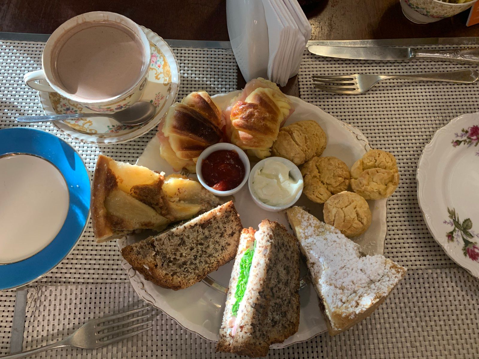 20 Cafés e Casas de Chá em Montevidéu que valem uma visita - 129