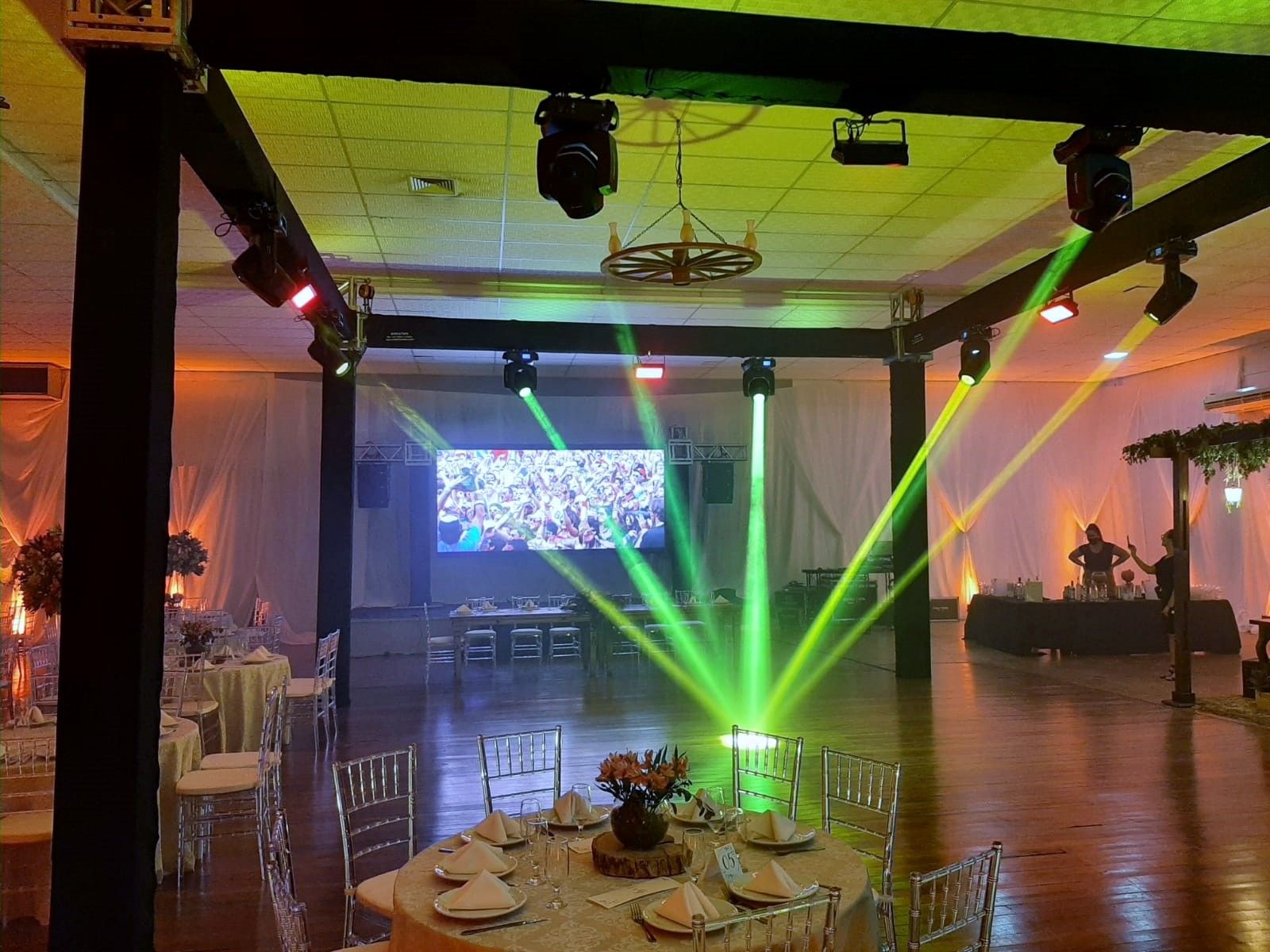 Moderna Iluminação para Pista de Dança - 9