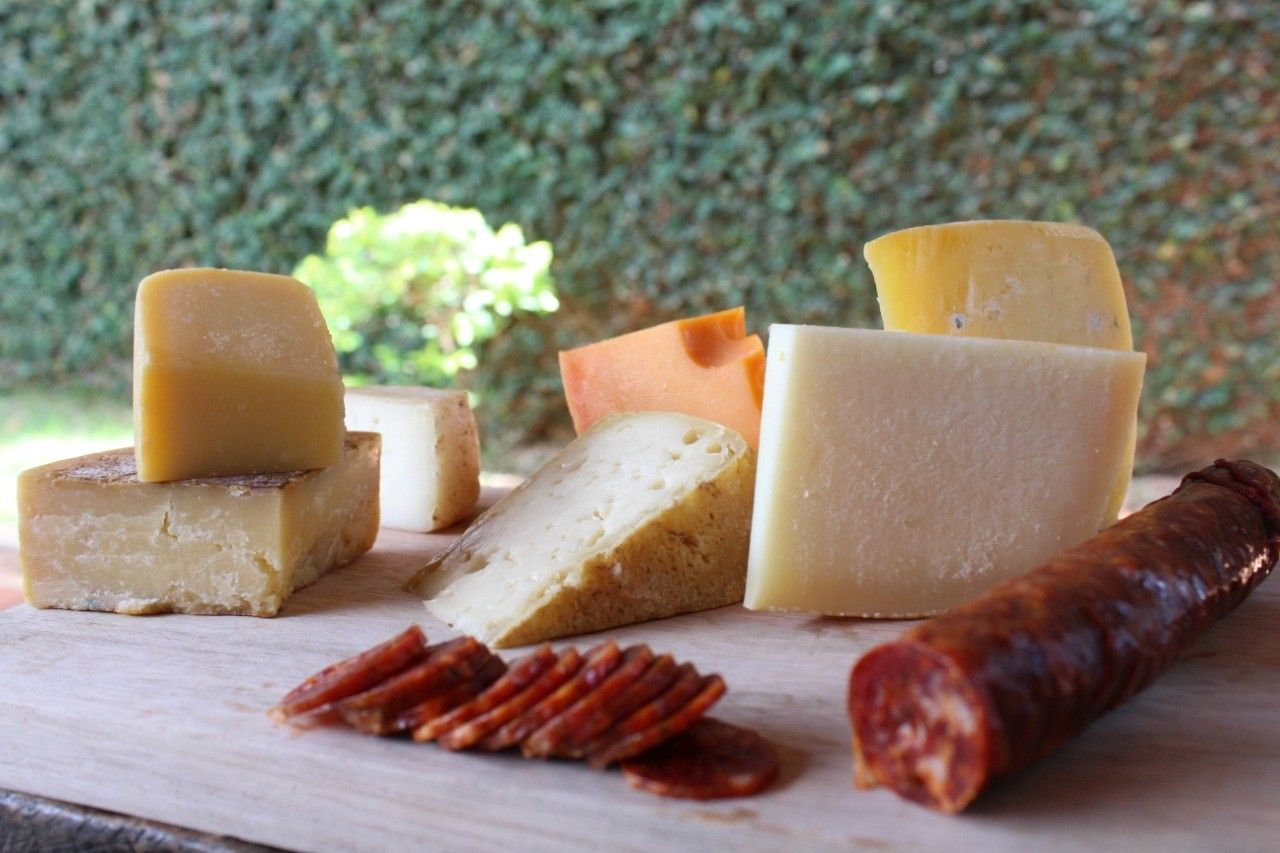 Queijaria do Chico oferece café, azeite e queijos brasileiros /queijaria-do-chico-oferece-cafe-azeite-e-queijos-brasileiros