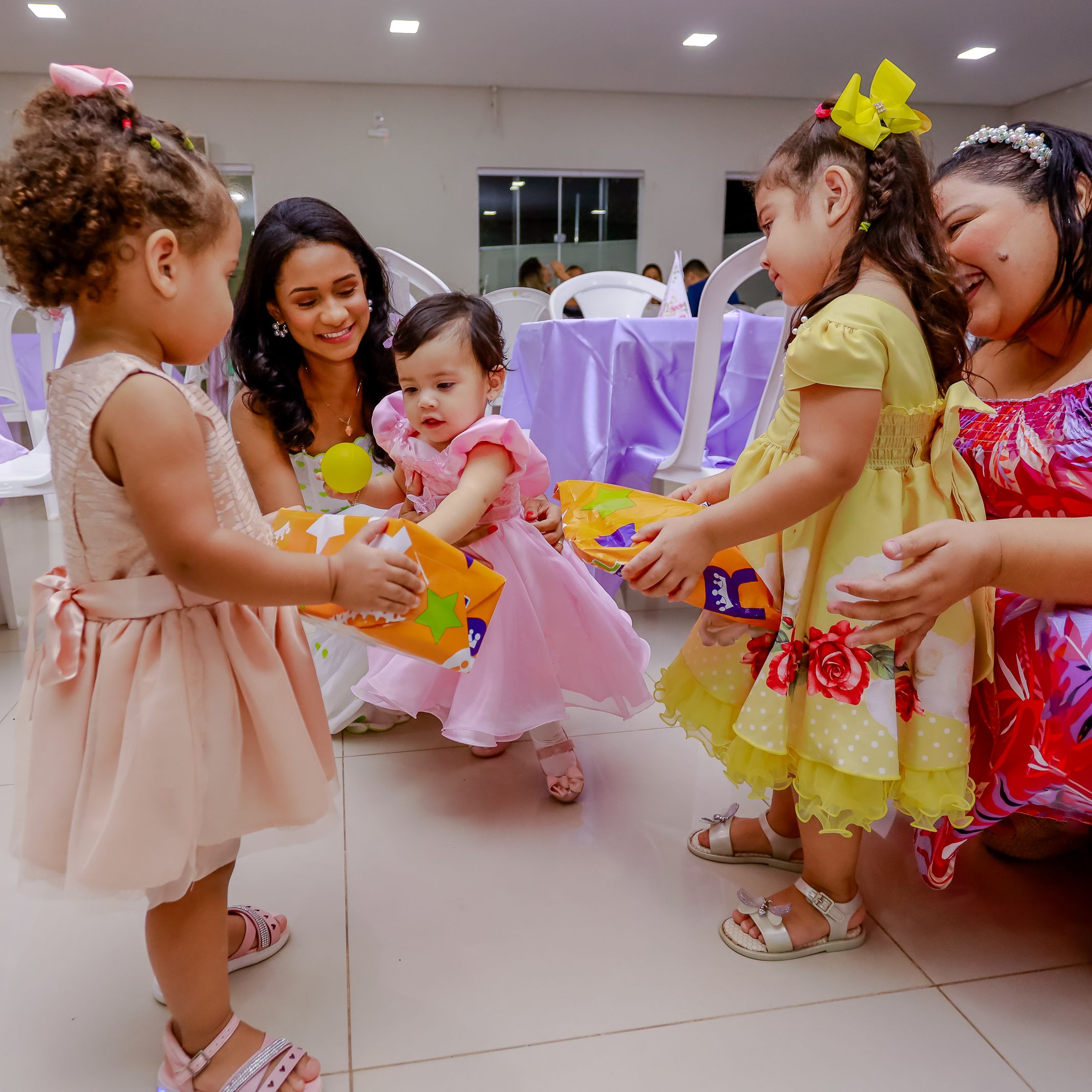 Aniverários - 1 - 8