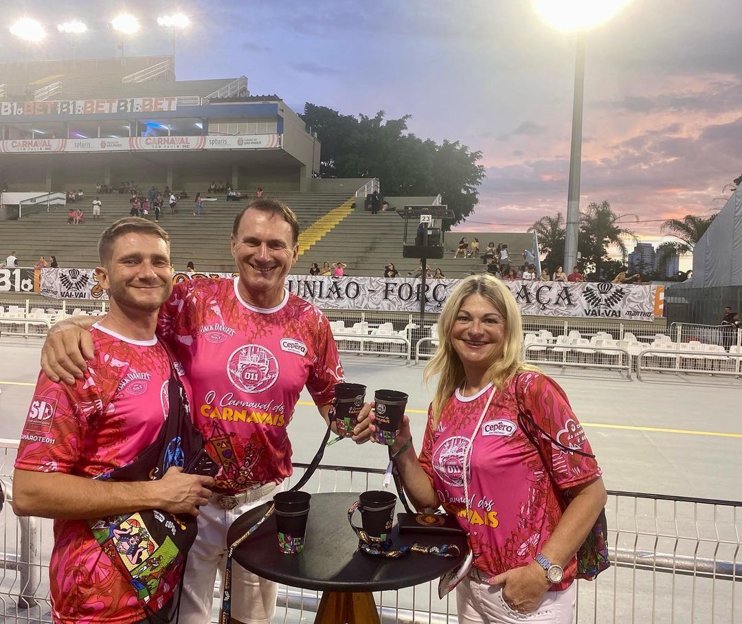 Tour Carnival - best Samba schools 2023 - 9 - 2