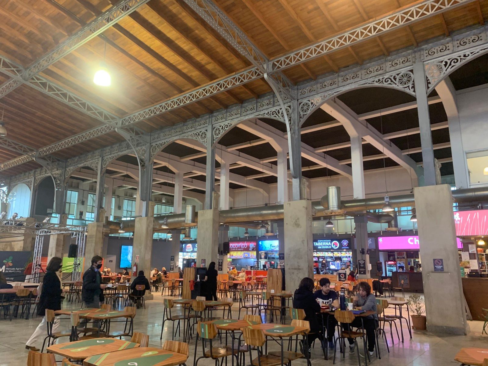 Mercados e Feiras em Montevidéu - 11 - 0