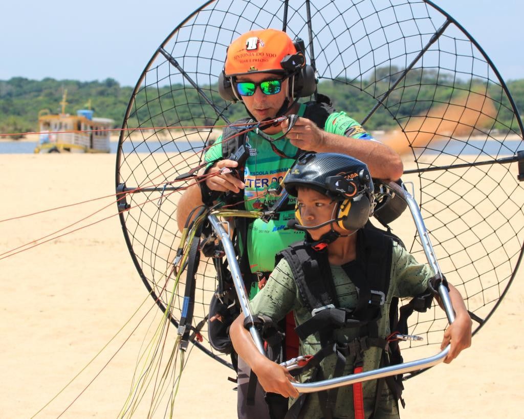 Voos de Paramotor em Alter do Chão, Santarém - PA - 5 - 8
