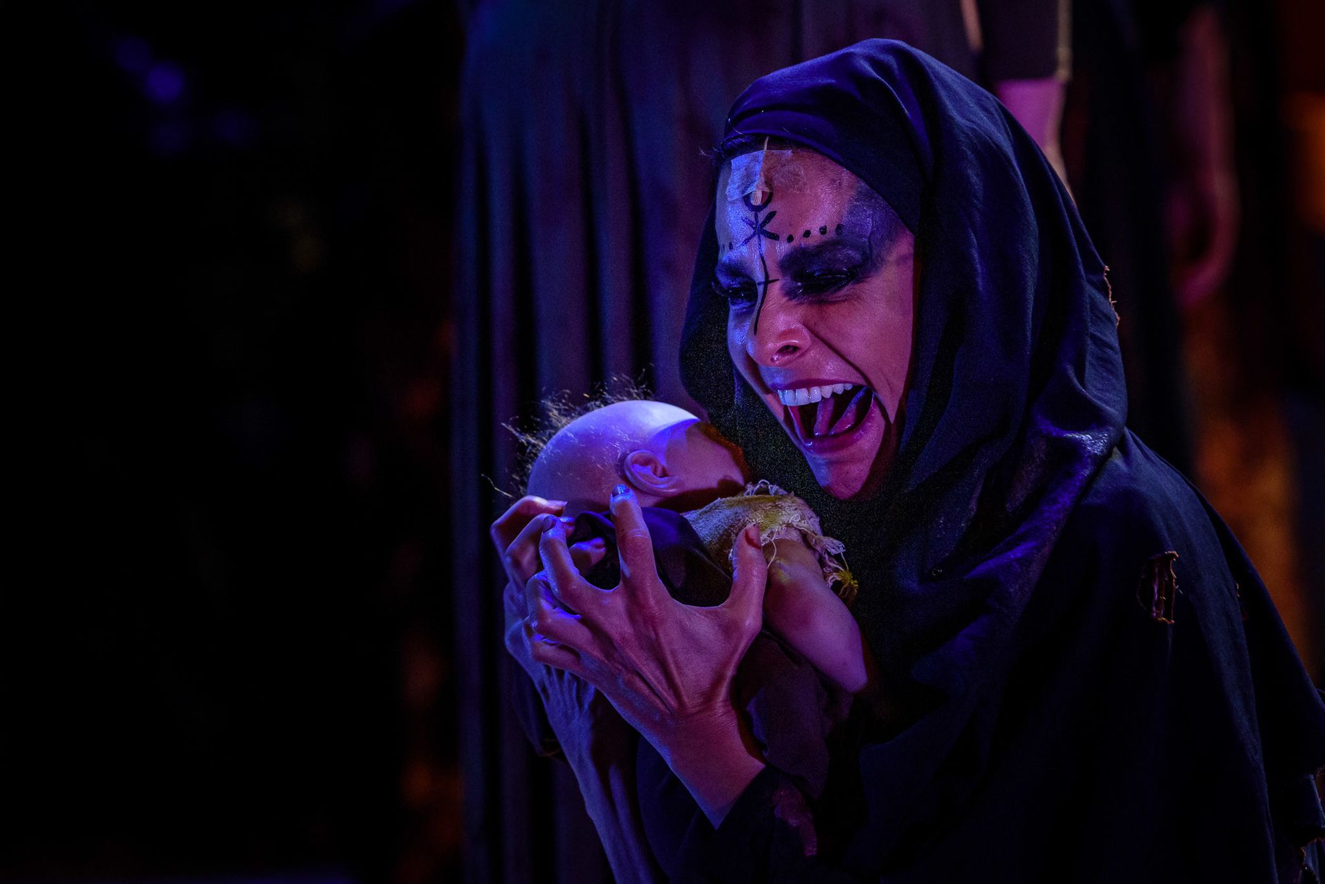 As Troianas de Estúdio CaLó - 2 - 27