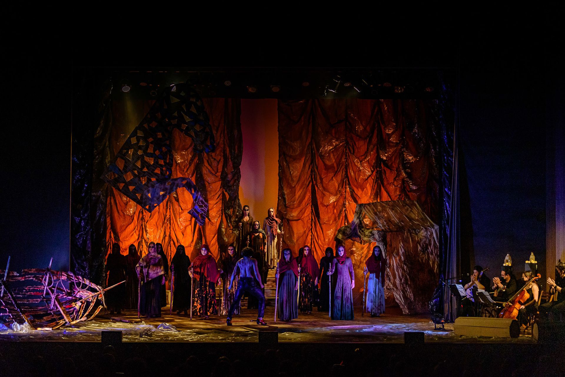 As Troianas de Estúdio CaLó - 2 - 0