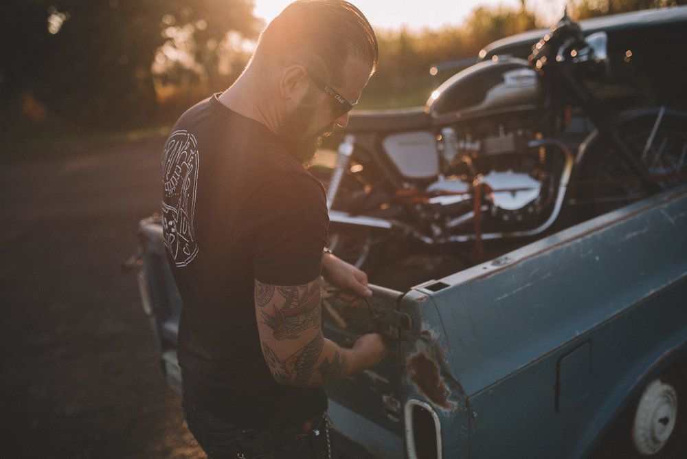 Dust and Gasoline - 1 - 6