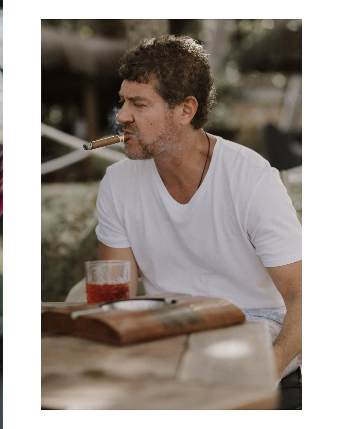 O meu olhar viaja o mundo e nele tudo cabe - 3 - 12