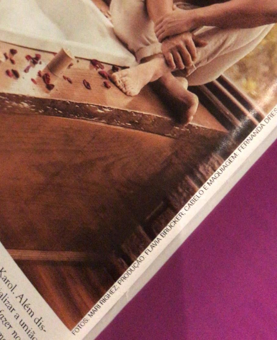 Fotos na revista Caras, ensaio Júlio Rocha e Karoline Kleine - 2 - 5