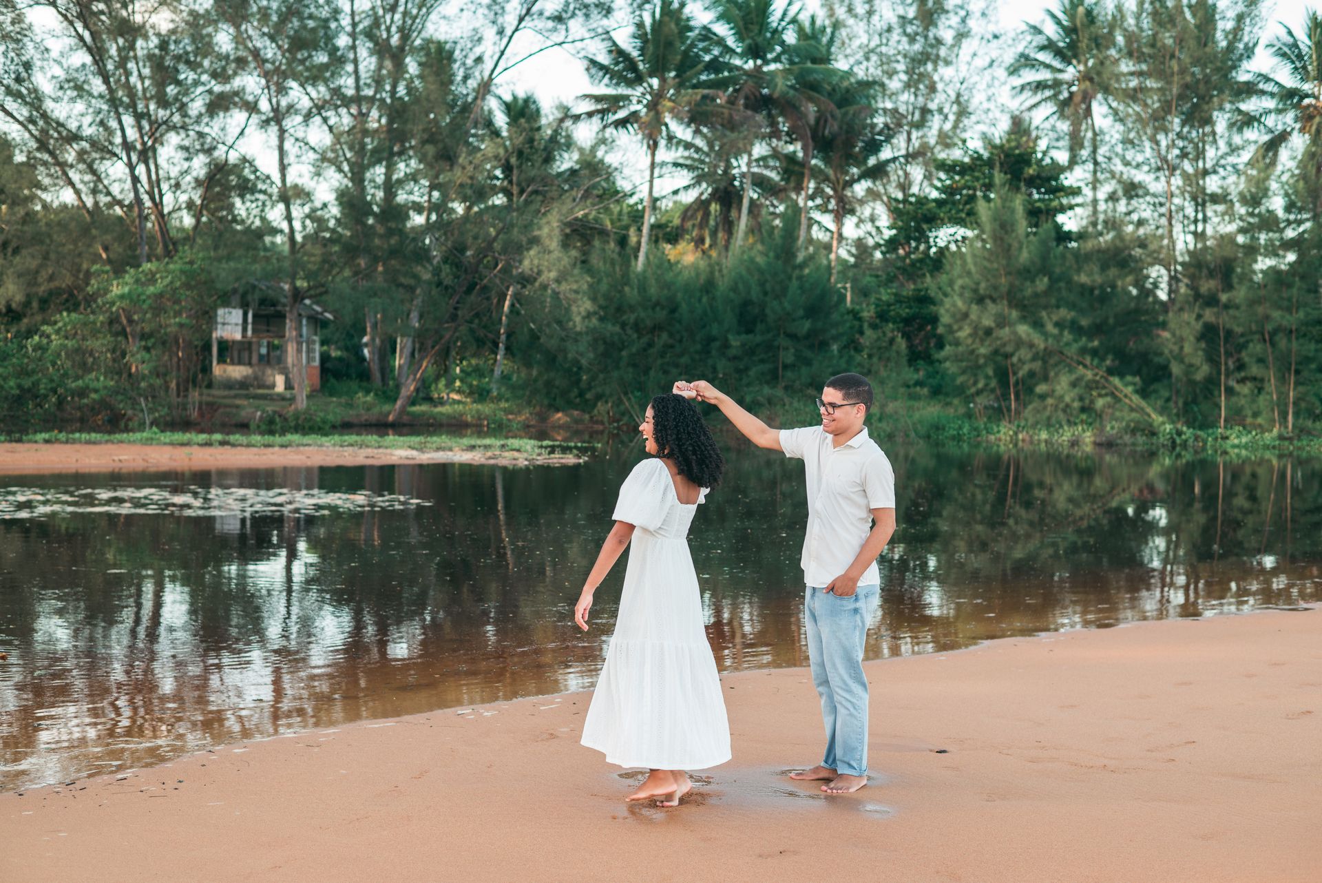 Moises Pacheco - 0 - 33