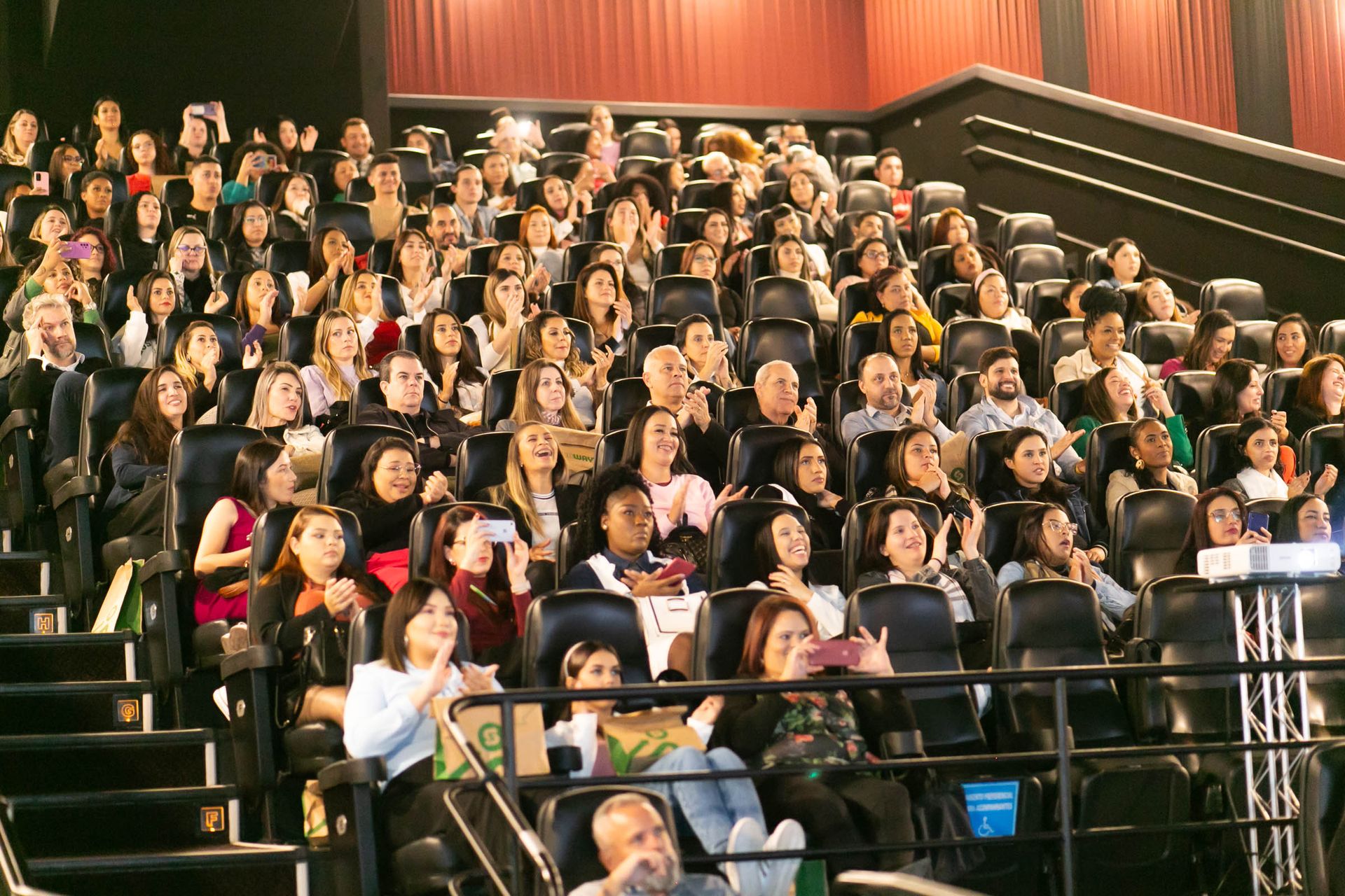 Projeto Cine Pierre Fabre - SP - 2 - 76