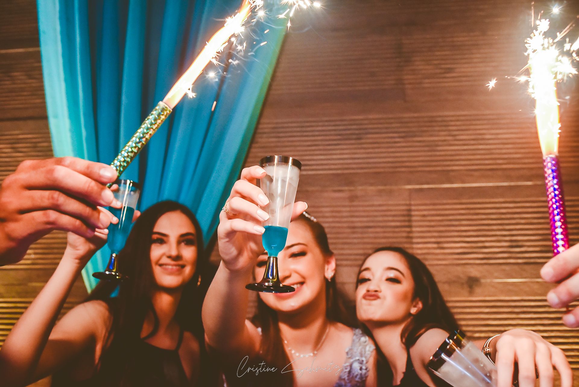 Ana Carolina - 15 anos - 2 - 3