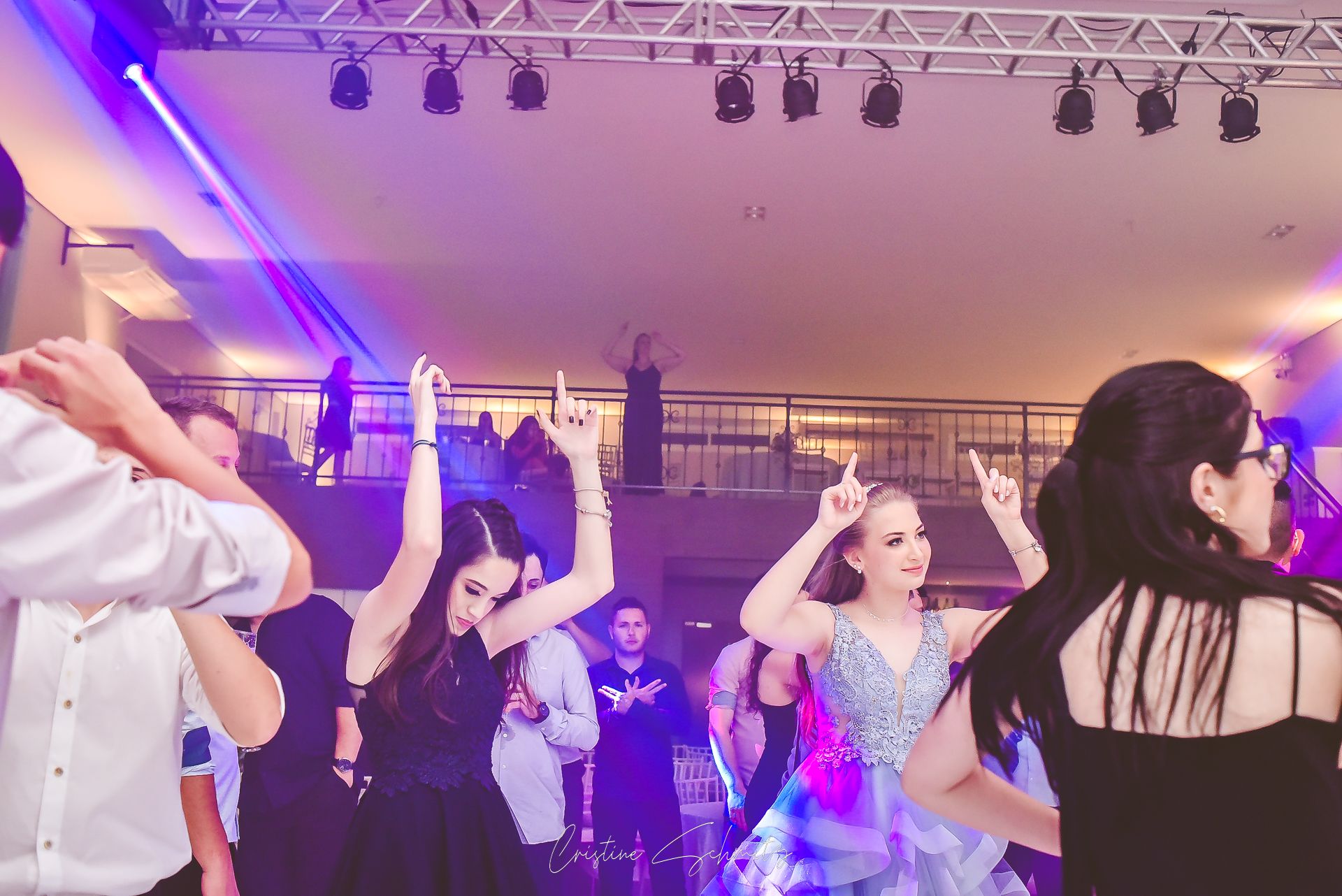 Ana Carolina - 15 anos - 2 - 3