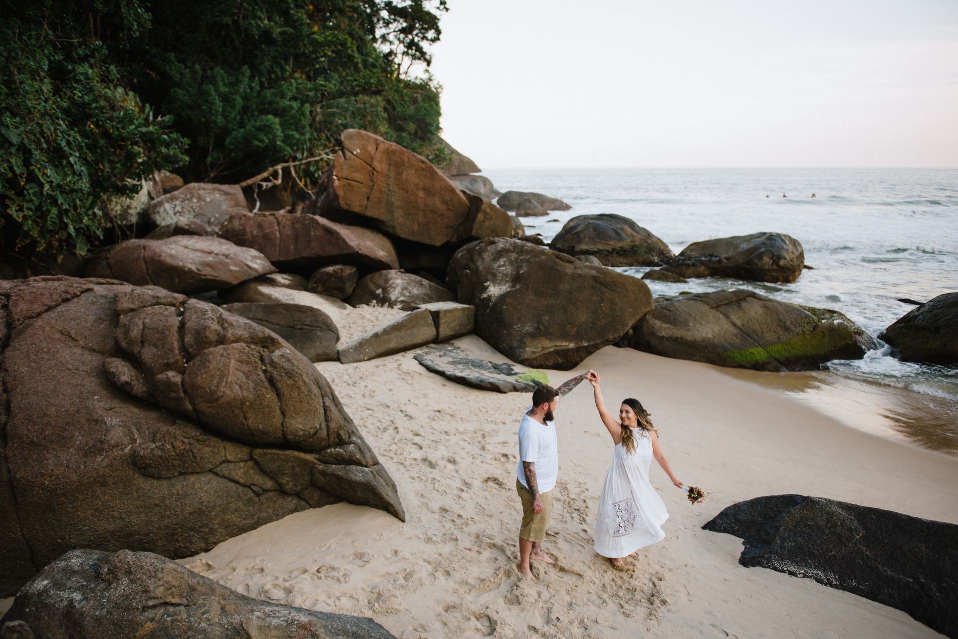 Ensaio na Praia, Ubatuba - SP (Monique + Samuel) - 1 - 9