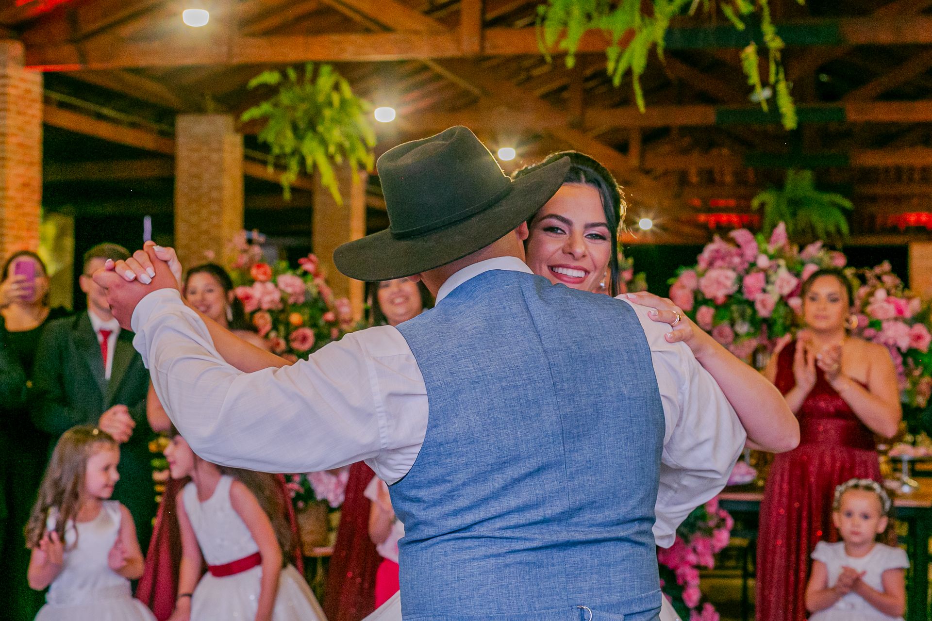 Casamento Larissa e Bruno no Lagos da Ilha - Santo Antônio da Alegria SP - 2 - 49
