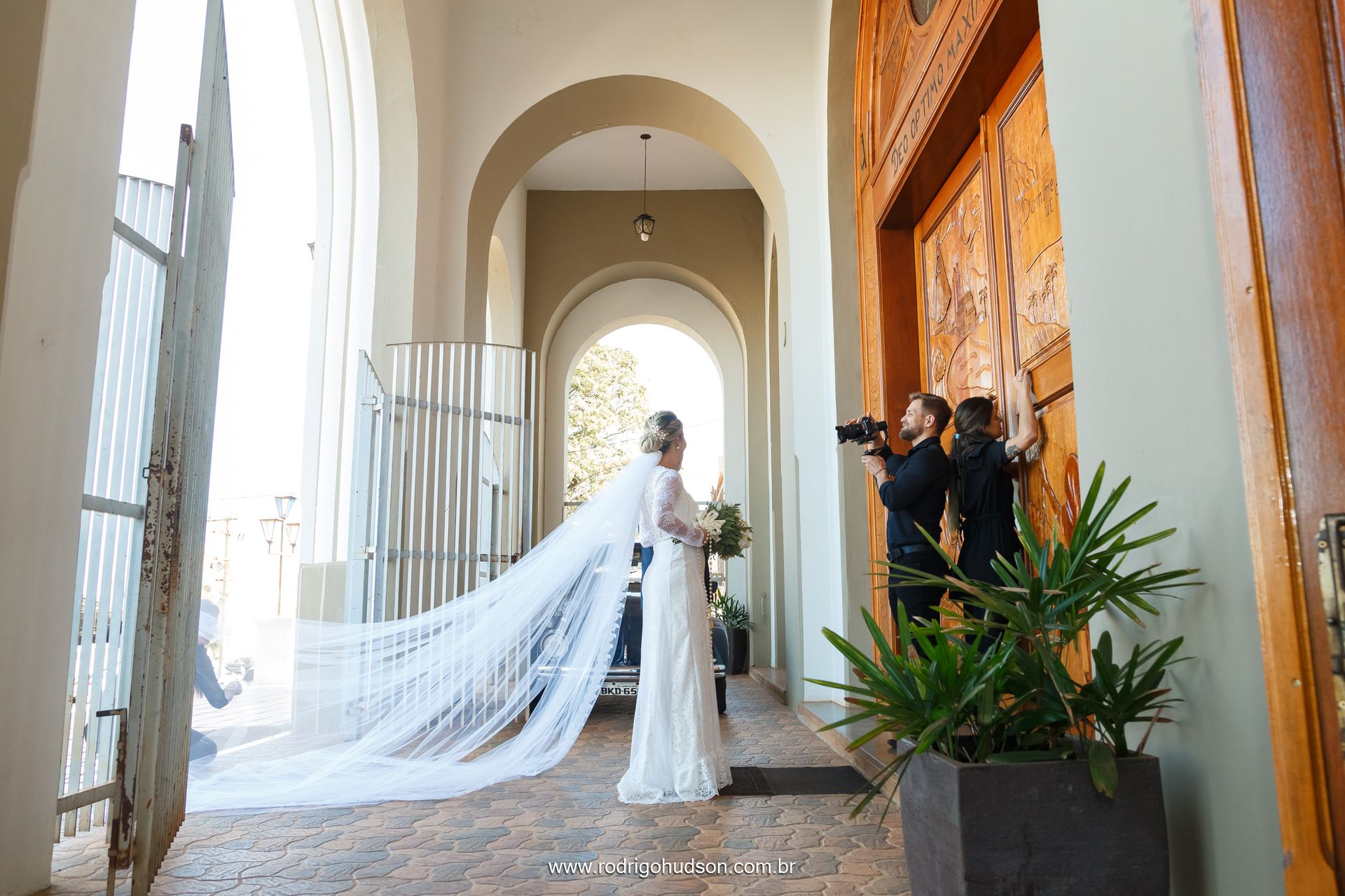 Casamento de Ângela e Bruno no Santuário de Nossa Senhora Aparecida de Jaboticabal - SP - 1 - 2