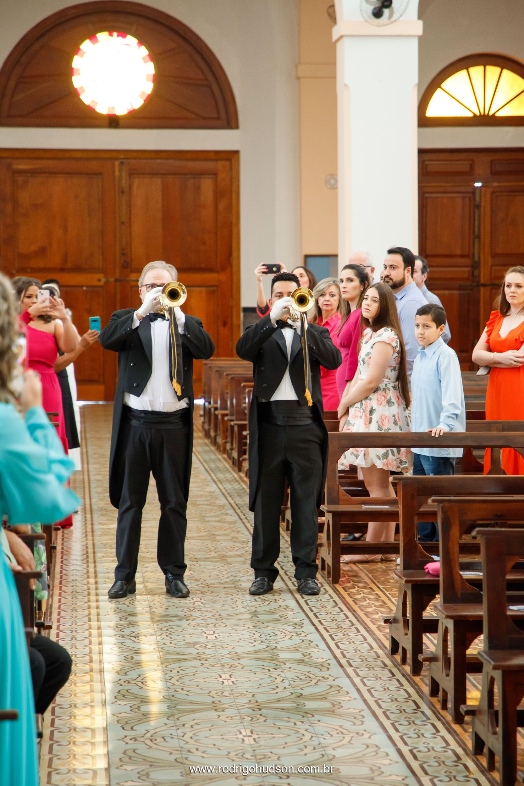 Casamento de Ângela e Bruno no Santuário de Nossa Senhora Aparecida de Jaboticabal - SP - 1 - 3
