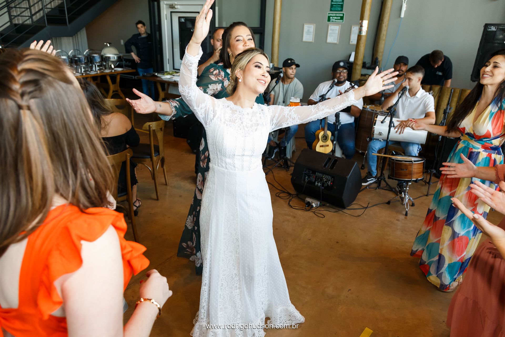 Casamento de Ângela e Bruno no Santuário de Nossa Senhora Aparecida de Jaboticabal - SP - 1 - 3