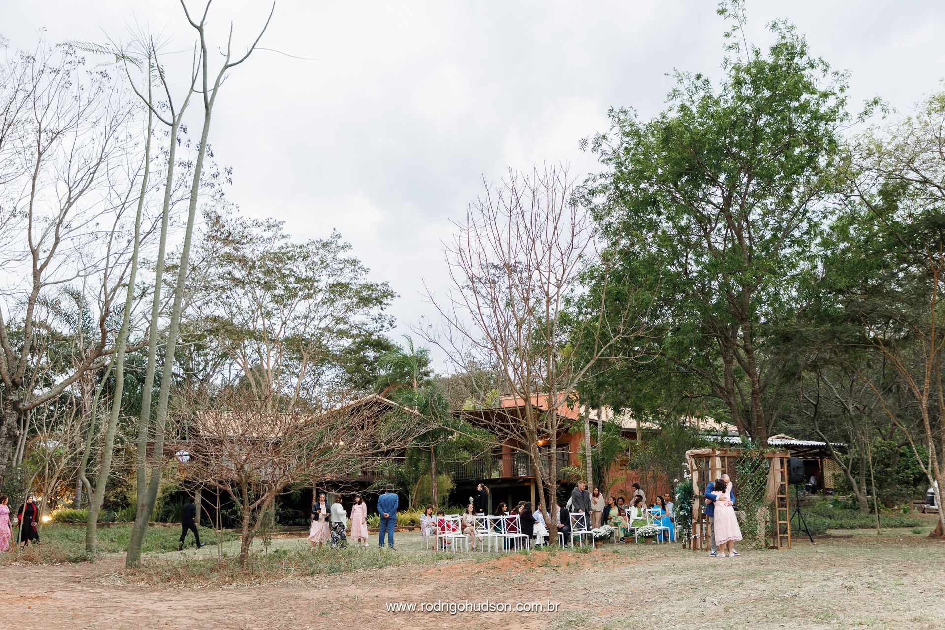 Casamento de Emiliene e Otávio no Sítio dos Eucalíptos em Monte Alto - SP - 1 - 3