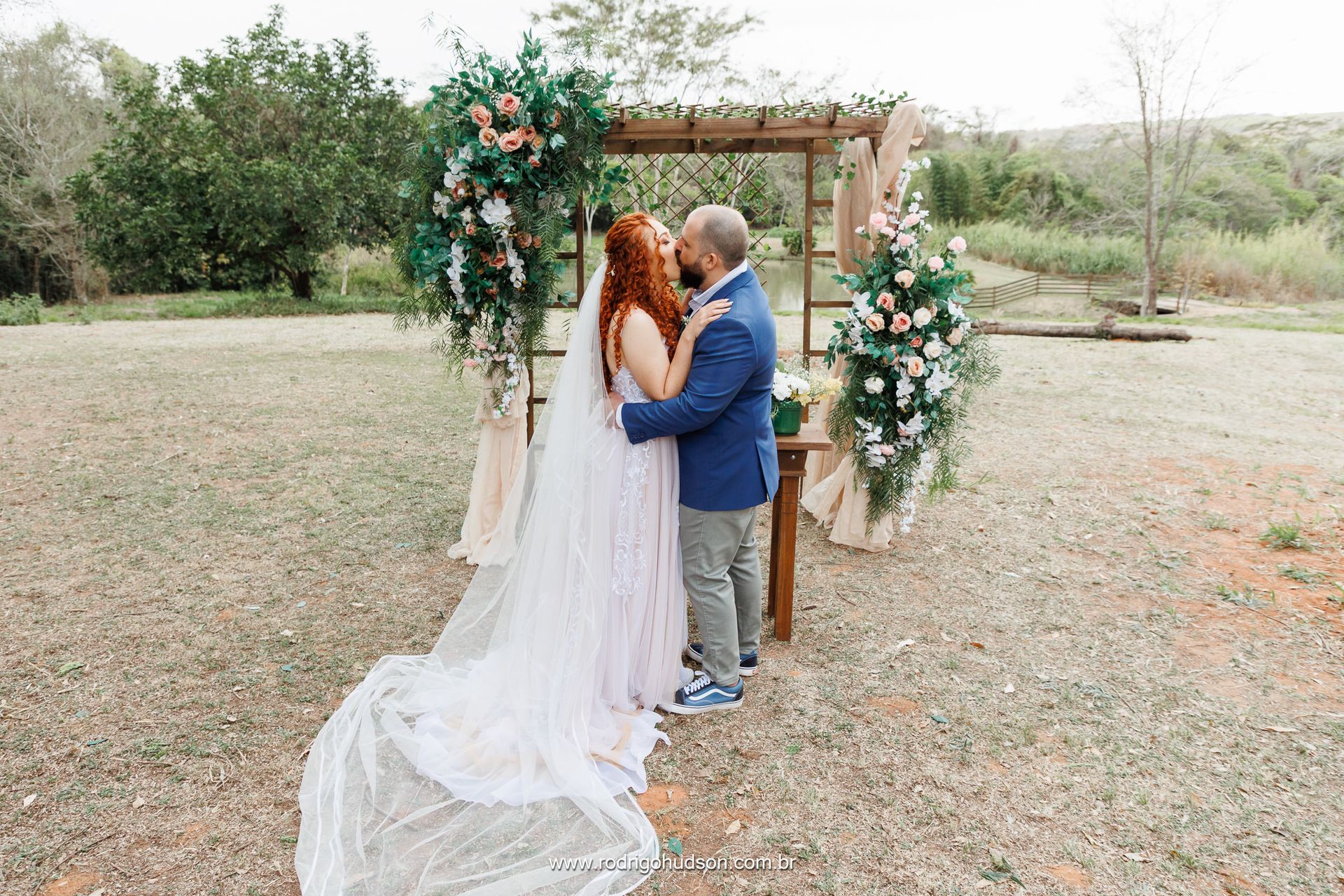 Casamento de Emiliene e Otávio no Sítio dos Eucalíptos em Monte Alto - SP - 1 - 1