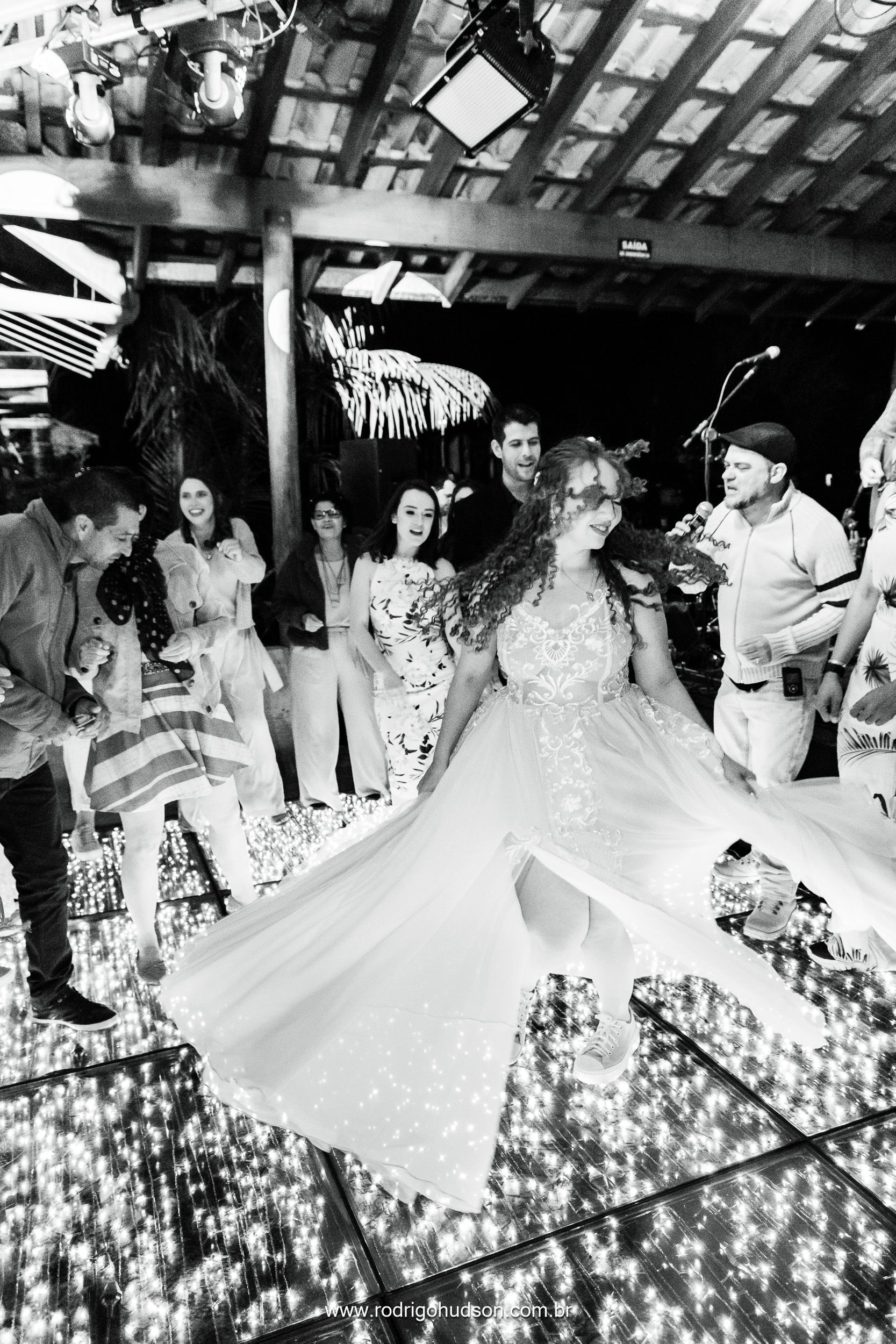 Casamento de Emiliene e Otávio no Sítio dos Eucalíptos em Monte Alto - SP - 1 - 0