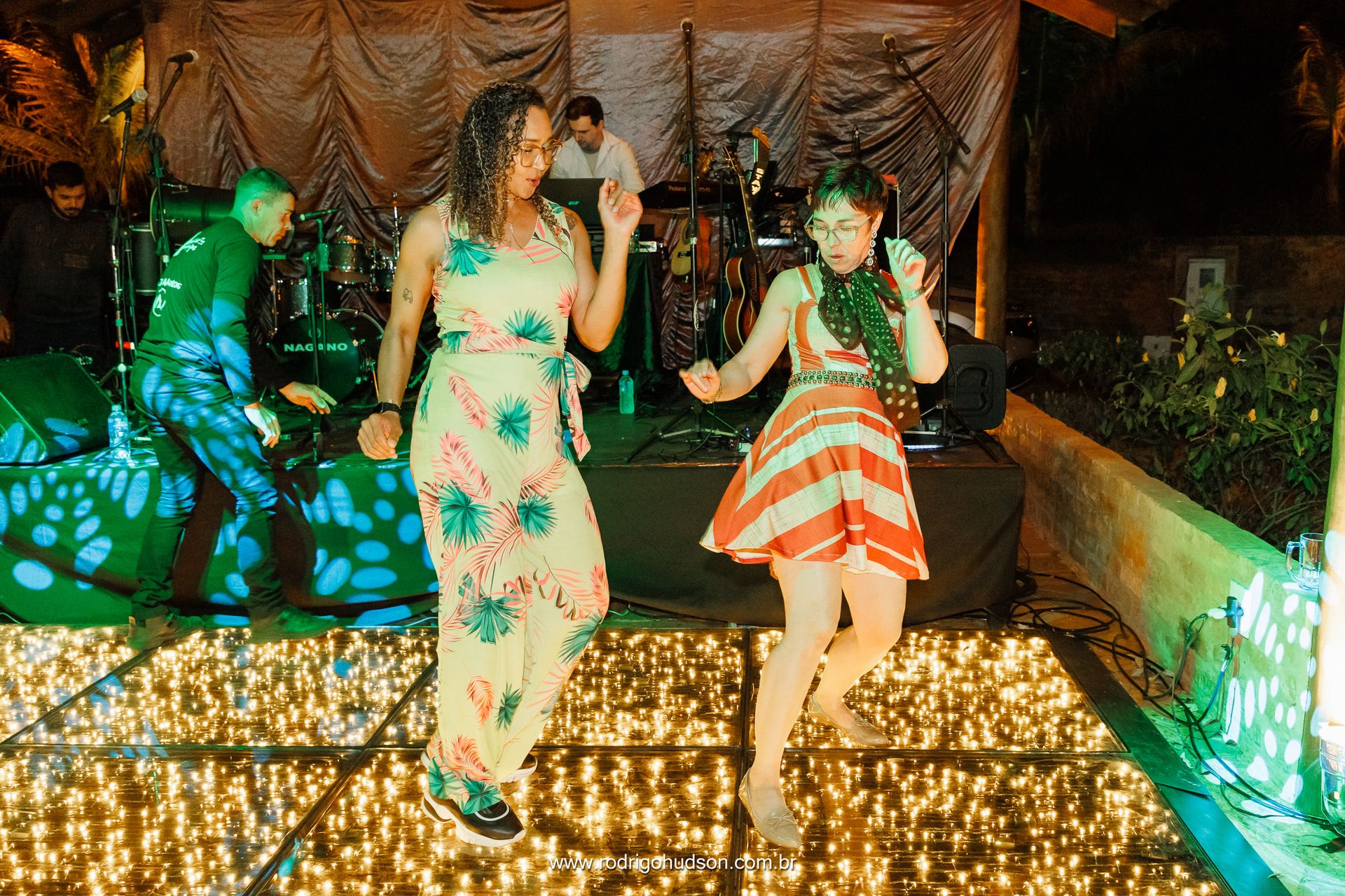 Casamento de Emiliene e Otávio no Sítio dos Eucalíptos em Monte Alto - SP - 1 - 0