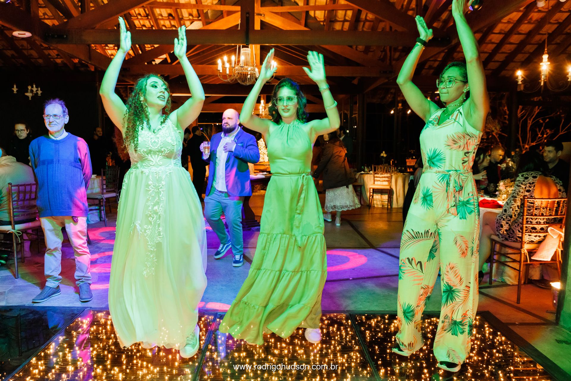 Casamento de Emiliene e Otávio no Sítio dos Eucalíptos em Monte Alto - SP - 1 - 3