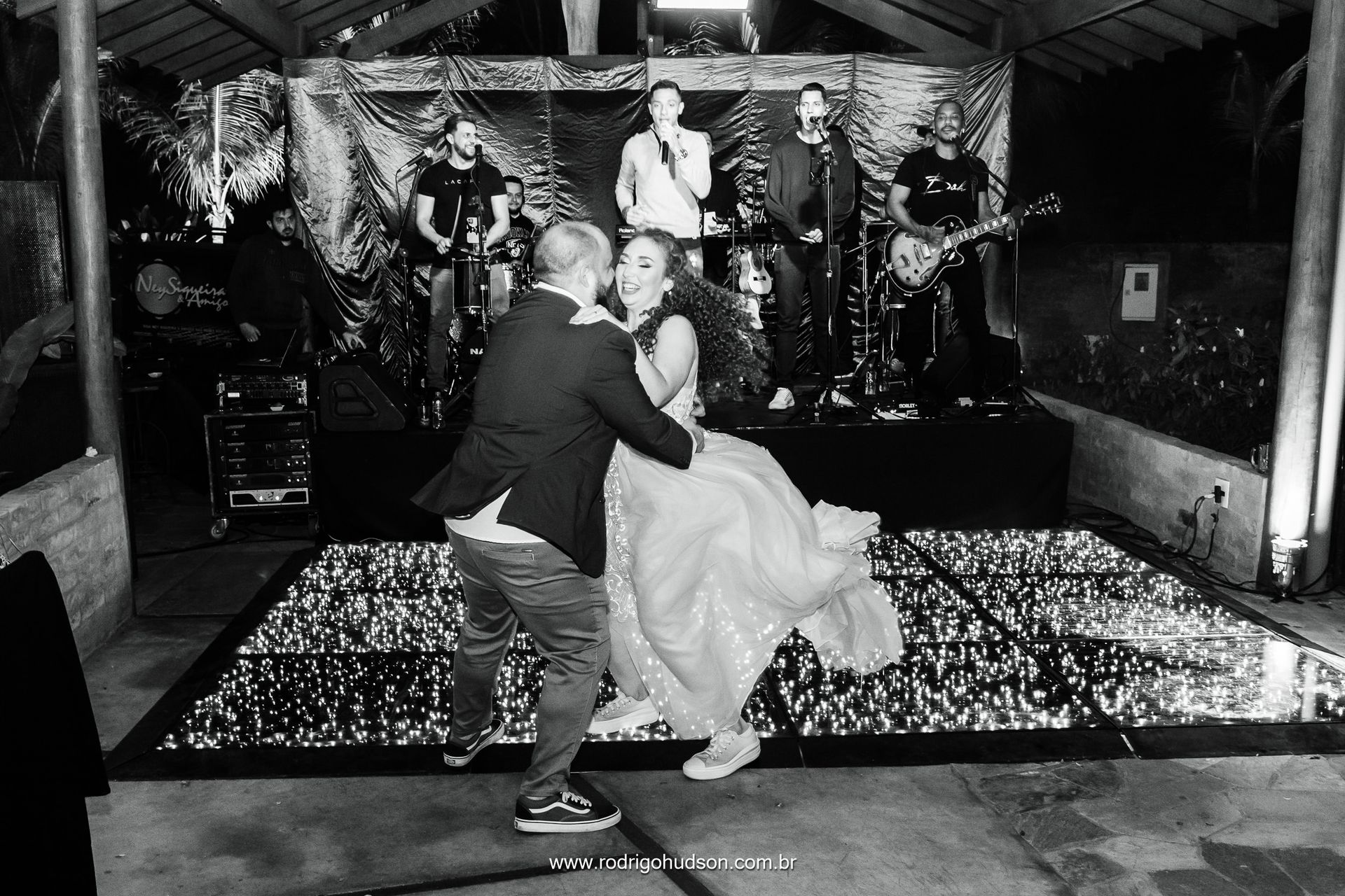 Casamento de Emiliene e Otávio no Sítio dos Eucalíptos em Monte Alto - SP - 1 - 2