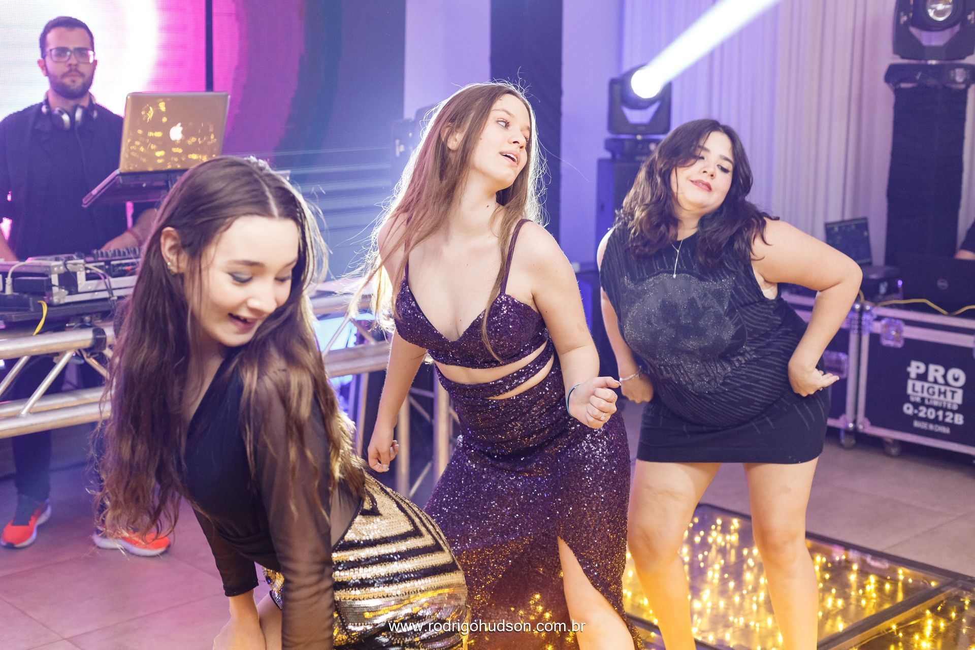 Maria Miotto Cuzzi 15 anos em Jaboticabal - SP - 1 - 131