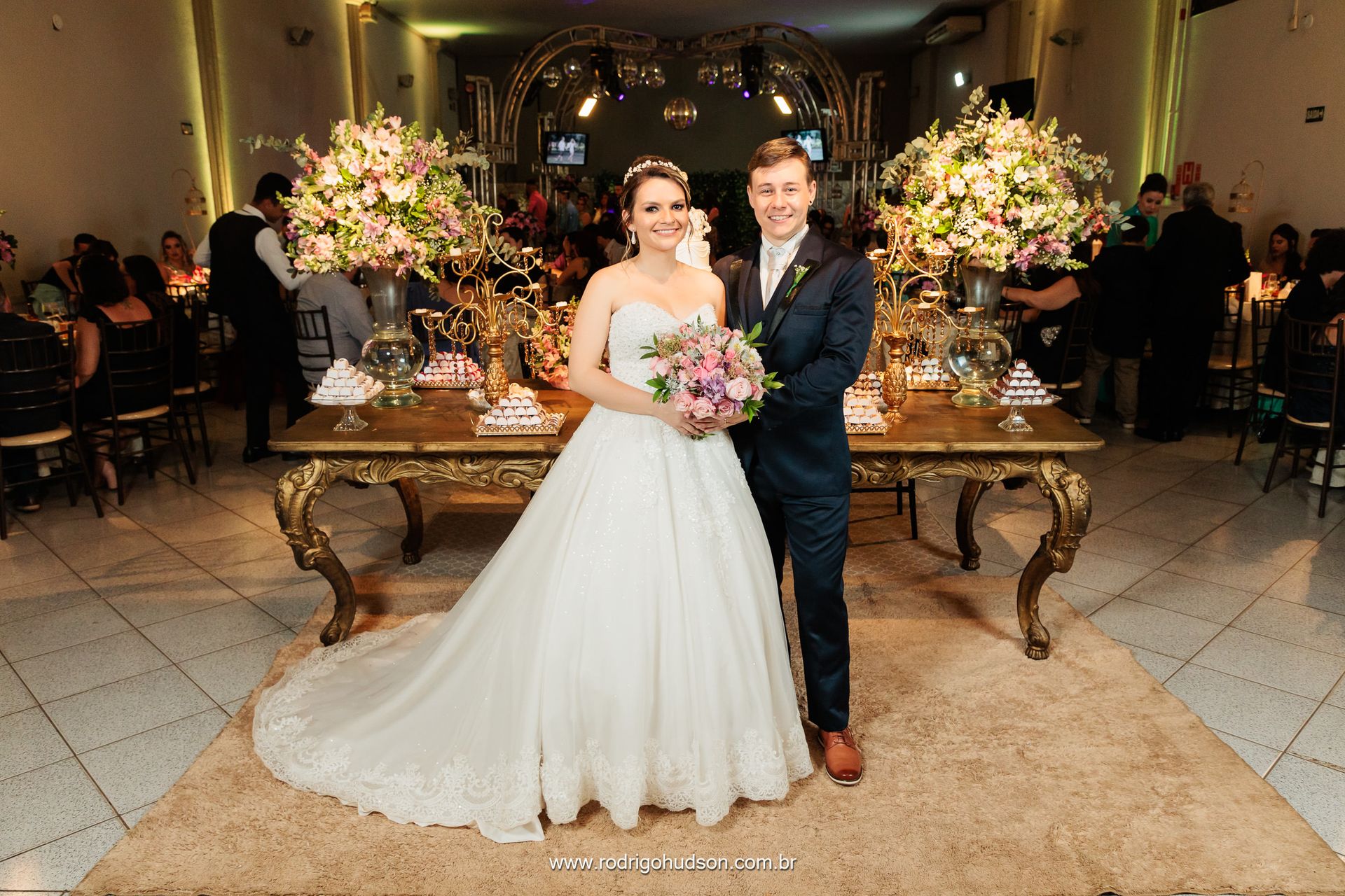 Casamento de Letícia e Denis na Igreja São Judas Tadeu de Jaboticabal - SP - 2 - 3