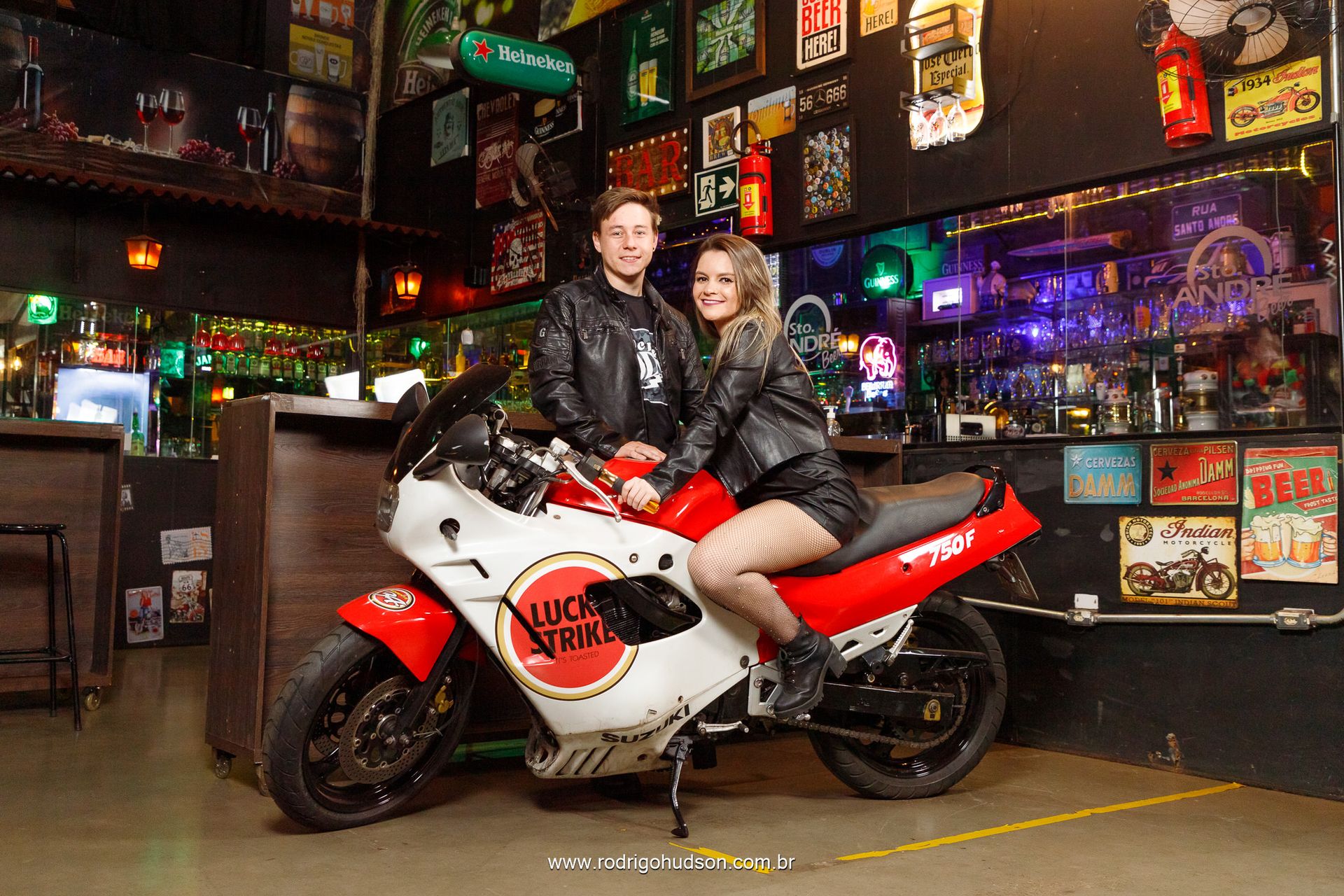 Ensaio Pré Wedding de Letícia e Denis na Unesp e Santo André Store em Jaboticabal - SP - 1 - 3