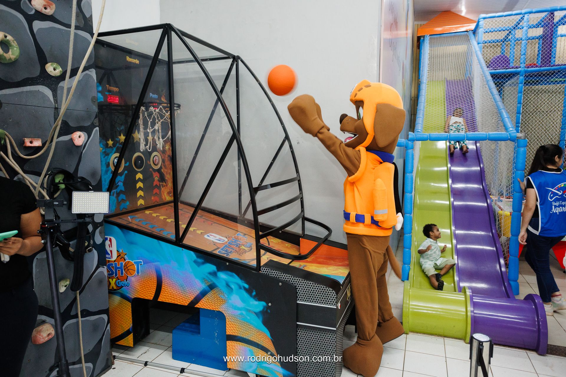 Augusto Bueno 3 anos - 1 - 75