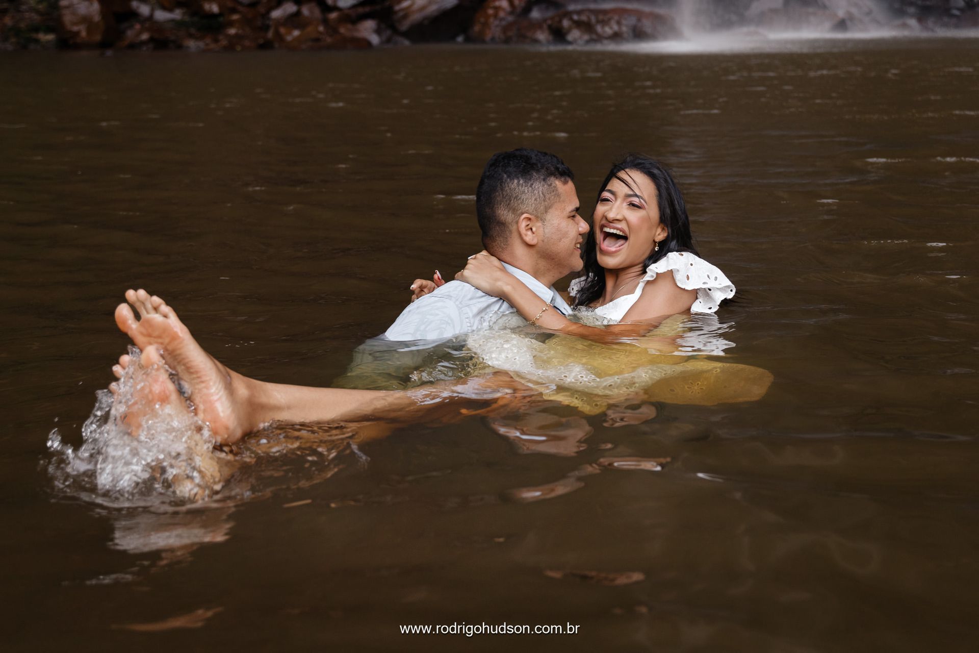 Ensaio Pré Wedding de Thalyta e Felipe no Saltão Paque de Ecoturismo - Brotas - SP - 1 - 2