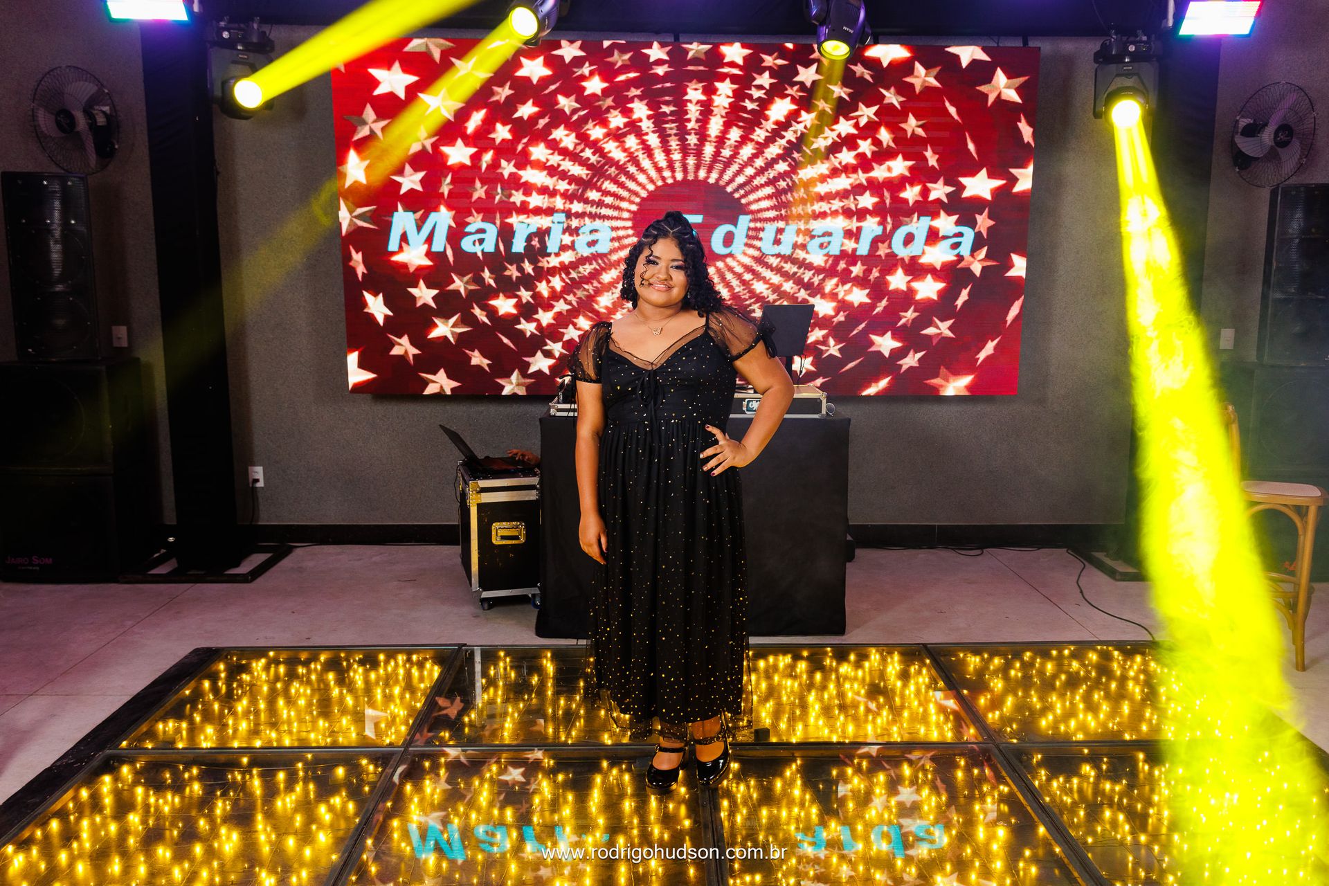 Maria Eduarda Freitas 15 anos - 1 - 50